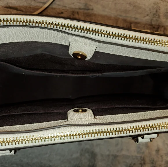 Coach - Handbag - Picture 7 of 9